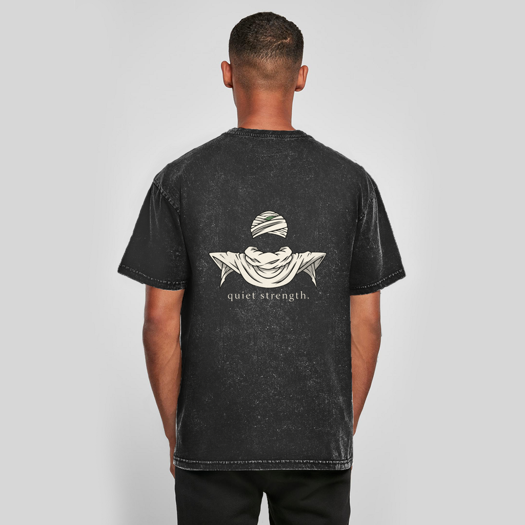 FORVYN Washed Oversize-T-Shirt „QUIET STRENGTH“ in Schwarz – Rückansicht.